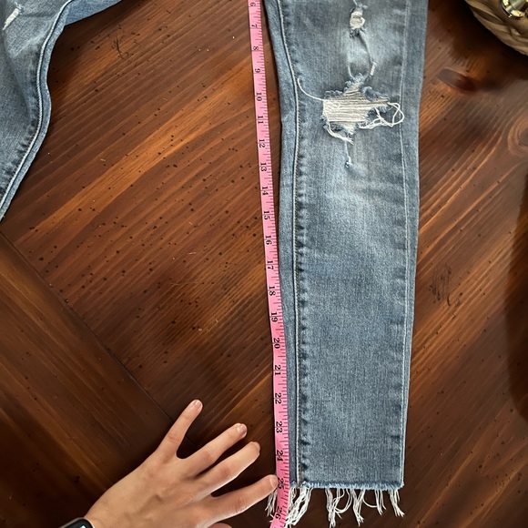 Levi’s - Wedgie Skinny Jeans - Picture 9 of 9